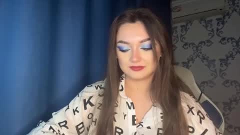 Kate online show from 11-24-25, 04:18