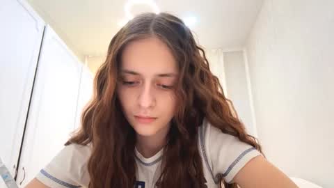 Anna  online show from 01-16-26, 07:56