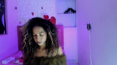 candela_ruiz online show from 09-11-25, 07:47
