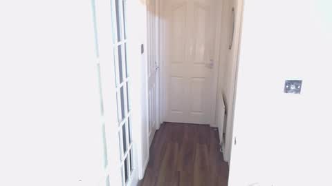 candi smokes online show from 11-24-25, 02:06