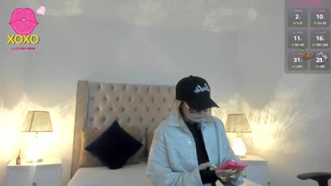 Snapshot of candiegilson__ chatting on 11-11-25, 11:10 Candie online show from 11-11-25, 11:10