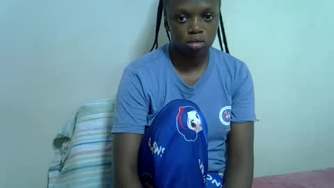 candiemaya online show from 11-12-25, 08:15