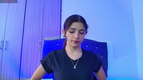 Snapshot of candy_blissx chatting on 09-24-25, 11:46 candy_blissx online show from 09-24-25, 11:46
