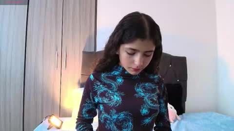 Snapshot of candy_blissx chatting on 10-28-25, 11:58 candy_blissx online show from 10-28-25, 11:58