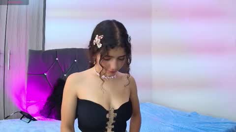 Snapshot of candy_blissx chatting on 11-14-25, 12:04 candy_blissx online show from 11-14-25, 12:04