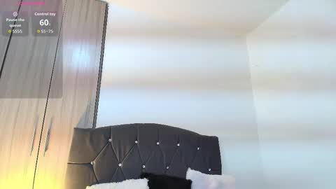 Snapshot of candy_blissx chatting on 11-21-25, 11:53 candy_blissx online show from 11-21-25, 11:53