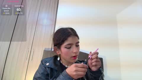 Snapshot of candy_blissx chatting on 11-22-25, 12:15 candy_blissx online show from 11-22-25, 12:15