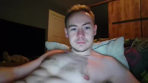 Snapshot of candy_boy_xoxo chatting on 02-01-26, 04:27 candy_boy_xoxo online show from 02-01-26, 04:27