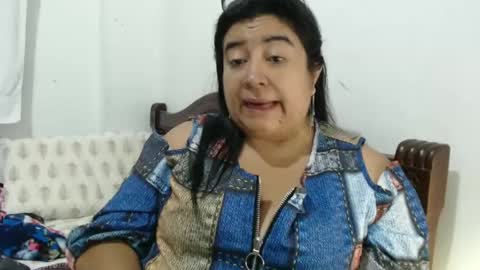 lucy online show from 01-12-25, 11:36