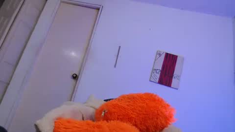 candy_cumyy1 online show from 12-19-24, 06:45