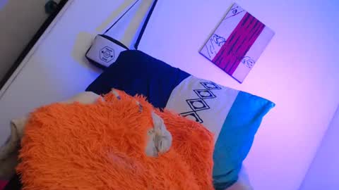 candy_cumyy1 online show from 01-17-25, 11:49