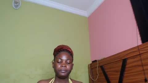 Snapshot of candy_doll_xxxx chatting on 09-13-25, 11:21 Tiana Barbie doll. YOUR FUCK DOLL online show from 09-13-25, 11:21