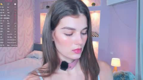 Snapshot of candy_flo chatting on 02-14-26, 07:27 Flora online show from 02-14-26, 07:27