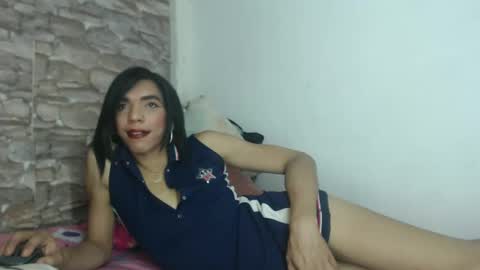 candy_hot_trans online show from 12-13-24, 09:57