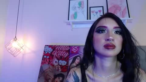 Leila  online show from 01-24-25, 08:32