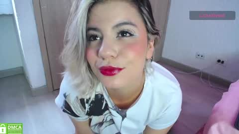 Snapshot of candy_sr03 chatting on 12-17-24, 03:17 candy sr online show from 12-17-24, 03:17