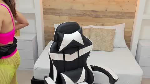 CANDY online show from 10-01-25, 07:20