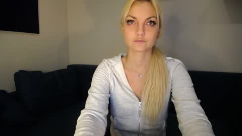 Snapshot of candycathc chatting on 02-23-25, 11:33 candycathc online show from 02-23-25, 11:33