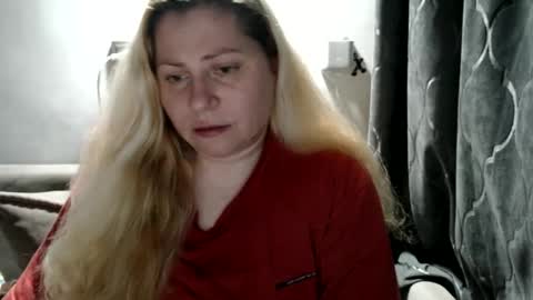 Laura online show from 02-25-25, 09:46