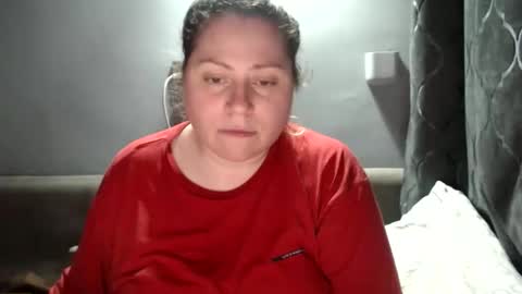 Laura online show from 12-17-25, 05:52