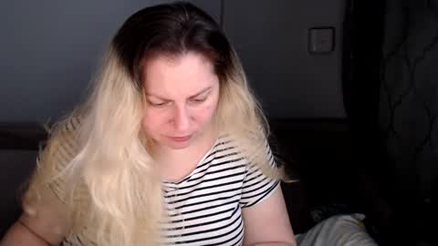 Laura online show from 02-02-26, 07:29