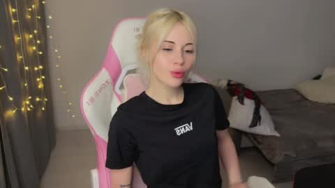 You can call me HH online show from 02-28-26, 06:09