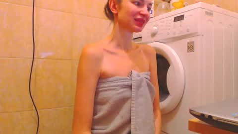 CANDYJESx online show from 12-15-24, 12:49