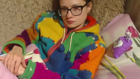 Snapshot of candylady13 chatting on 12-06-24, 10:30 say meow and send tips online show from 12-06-24, 10:30