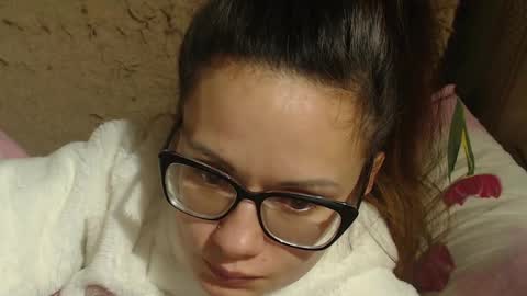 Snapshot of candylady13 chatting on 12-17-24, 10:32 say meow and send tips online show from 12-17-24, 10:32
