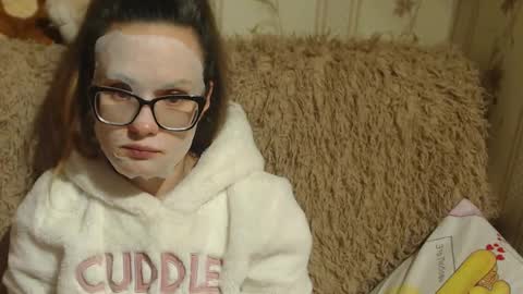 Snapshot of candylady13 chatting on 01-23-25, 08:56 say meow and send tips online show from 01-23-25, 08:56