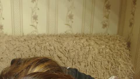 Snapshot of candylady13 chatting on 09-10-25, 04:40 say meow and send tips online show from 09-10-25, 04:40