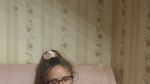 Snapshot of candylady13 chatting on 10-22-25, 03:45 say meow and send tips online show from 10-22-25, 03:45