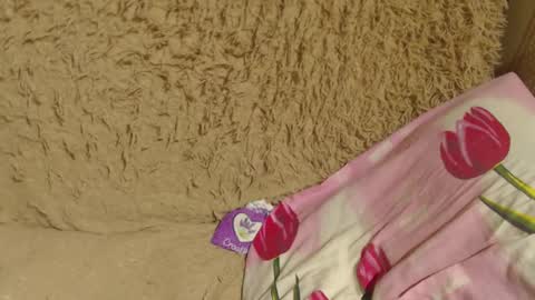 Snapshot of candylady136 chatting on 12-22-24, 10:58 say meow and send tip online show from 12-22-24, 10:58