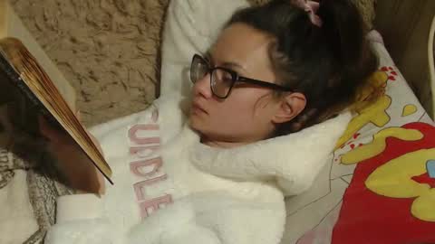 Snapshot of candylady136 chatting on 01-16-25, 10:34 say meow and send tip online show from 01-16-25, 10:34