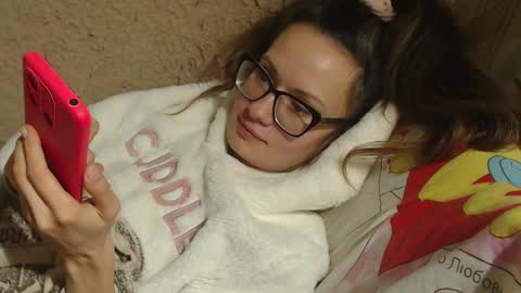 Snapshot of candylady136 chatting on 01-25-25, 06:35 say meow and send tip online show from 01-25-25, 06:35