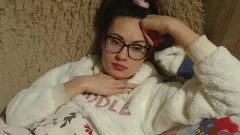 Snapshot of candylady136 chatting on 02-09-25, 01:22 say meow and send tip online show from 02-09-25, 01:22