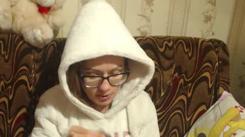 Snapshot of candylady136 chatting on 02-25-25, 01:50 say meow and send tip online show from 02-25-25, 01:50