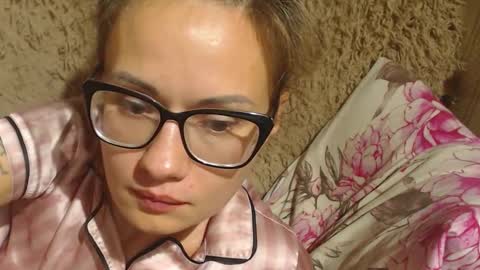 Snapshot of candylady136 chatting on 09-11-25, 09:37 say meow and send tip online show from 09-11-25, 09:37