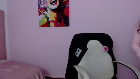 C A N D Y online show from 02-08-25, 01:54
