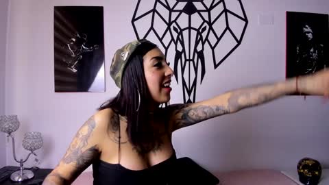 Snapshot of candysexy_as chatting on 12-12-24, 10:09 candysexy_as online show from 12-12-24, 10:09