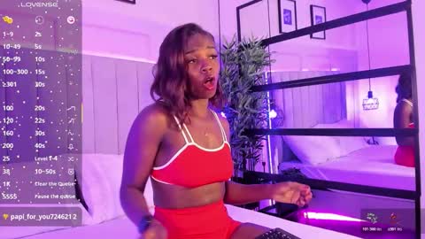 candyyvega online show from 10-20-25, 08:09