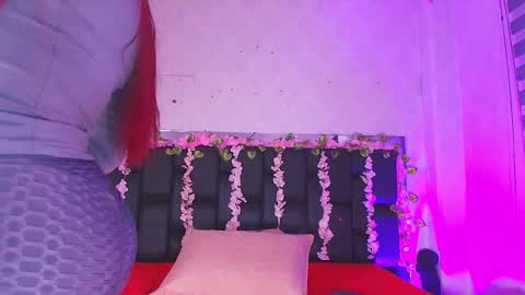 Aura  online show from 10-07-25, 12:02