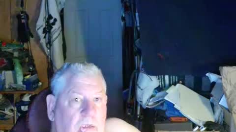 canoelicker69 online show from 09-28-25, 10:42
