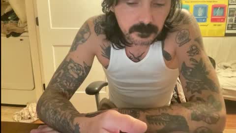 Snapshot of cantleavethehouse chatting on 02-06-26, 05:34 cantleavethehouse online show from 02-06-26, 05:34