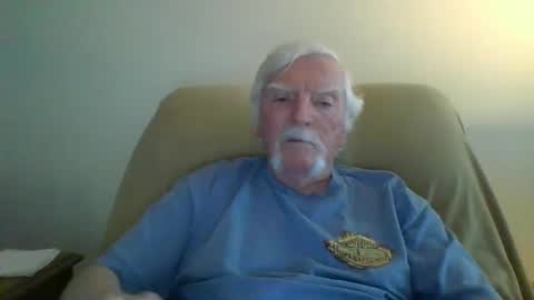Snapshot of capecod21 chatting on 02-09-25, 08:02 capecod21 online show from 02-09-25, 08:02