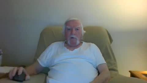 Snapshot of capecod21 chatting on 02-22-25, 11:46 capecod21 online show from 02-22-25, 11:46