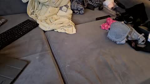 capoo24 online show from 09-10-25, 08:58