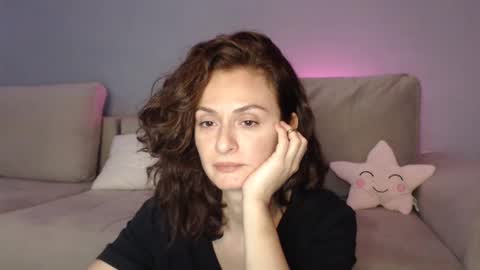 Snapshot of carakat chatting on 12-13-24, 05:38 carakat online show from 12-13-24, 05:38