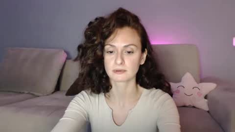 Snapshot of carakat chatting on 01-24-25, 11:12 carakat online show from 01-24-25, 11:12