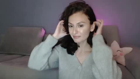Snapshot of carakat chatting on 02-10-25, 11:45 carakat online show from 02-10-25, 11:45